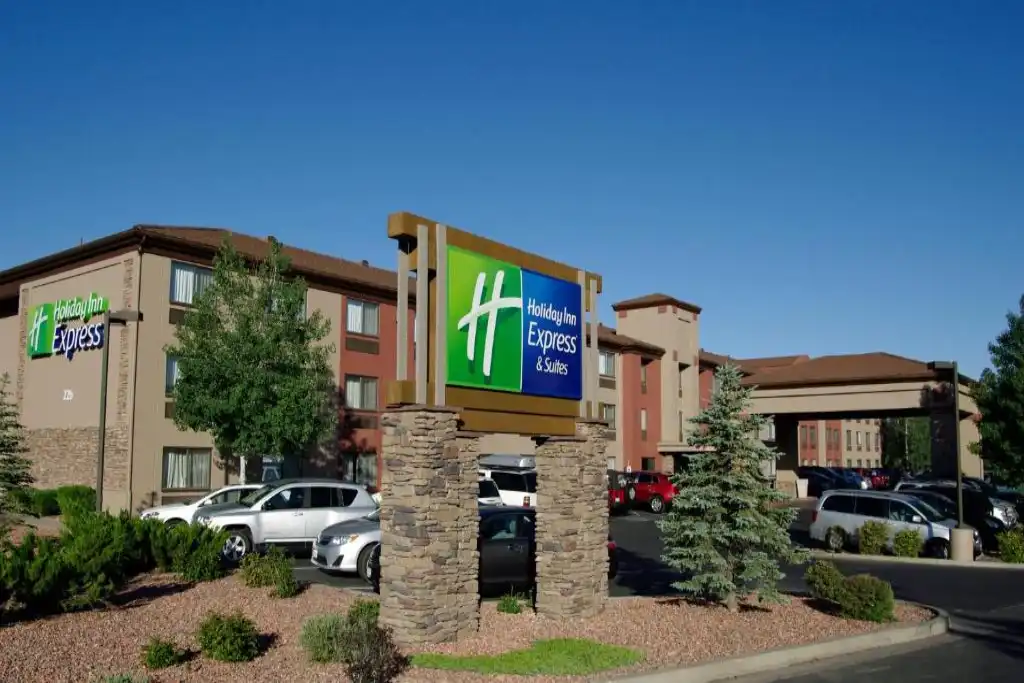 grand-canyon-national-park-hotels-near-holiday-inn-express-suites 1