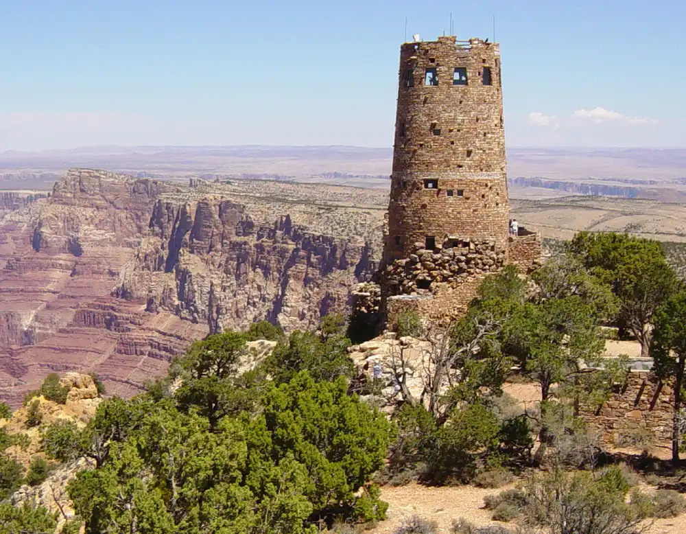 grand-canyon-national-park-things-to-do-desert-view-watchtower 1